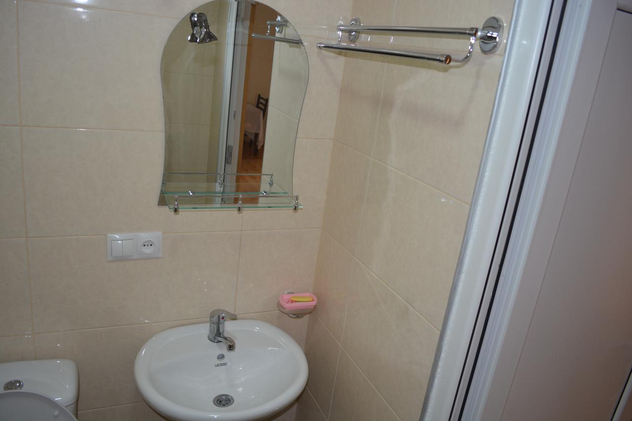 Ekaterine Guest House Kazbegi Luaran gambar