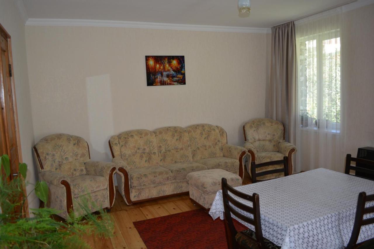Ekaterine Guest House Kazbegi Luaran gambar